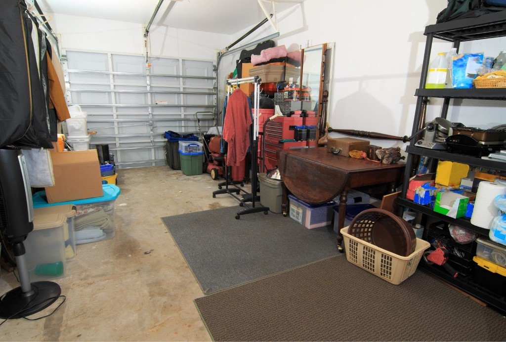 Veľké upratovanie vo vašej garáži? Vyhoďte všetko nepotrebné!